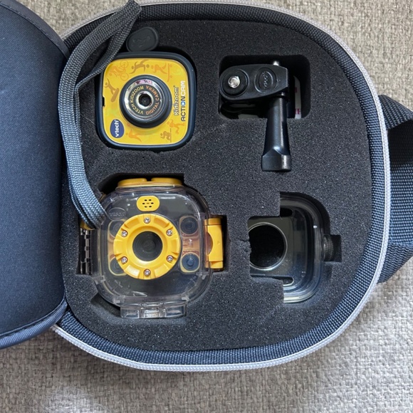 Kidizoom Action Camera - Picture 2 of 4